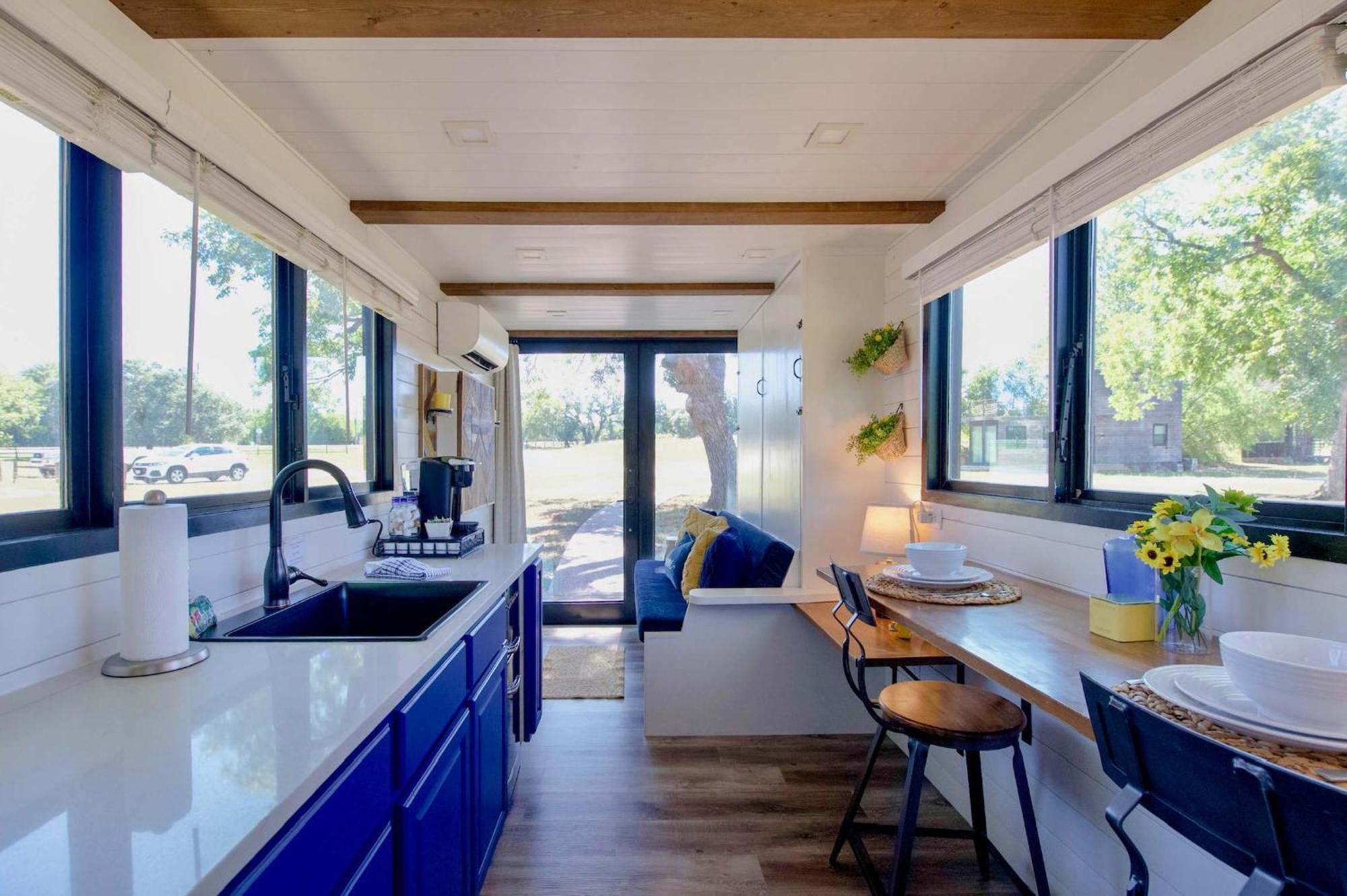 Elegant Container Tiny House Yellow & Blue Waco Exterior photo
